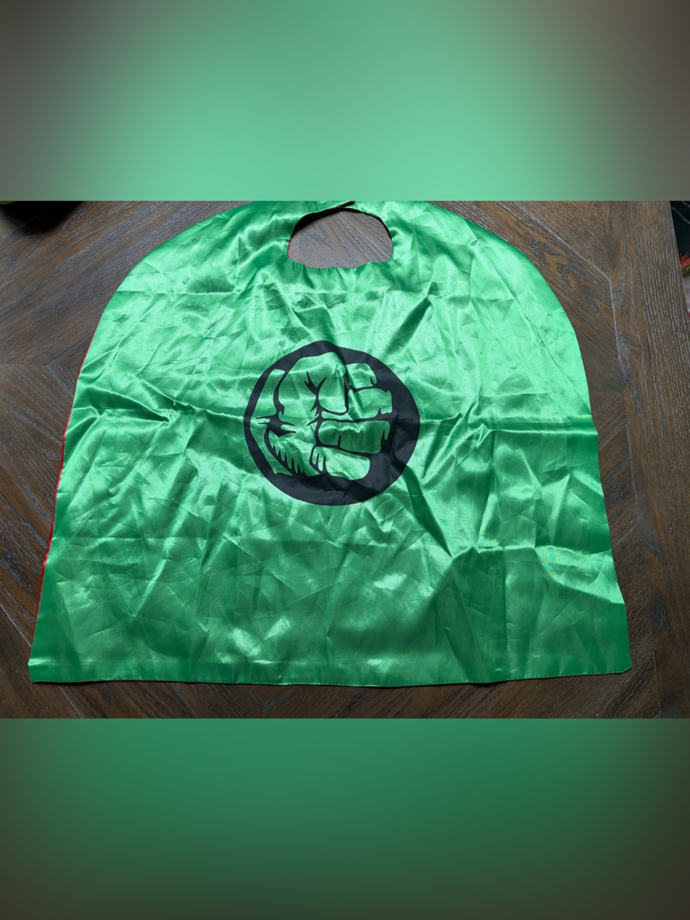 Marvel Hulk Reversible Costume Cape – Red & Green